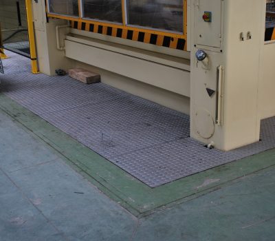 Hydraulic press instalation